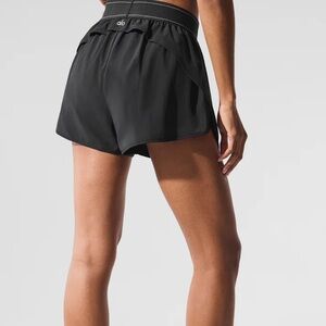 ALO Yoga Women's Black Athletic Shorts
